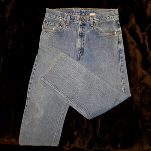 Levi Jeans 505 Regular Fit Size 33X30